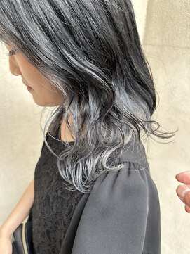 インフィニティー infinity HAIR SPACE BLOOM インナーカラー・ホワイトカラー