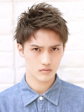 マグ カーネ バイ フィフス(Mag KANE by fifth) 松本メンズカットツーブロックテーパーフェードカットショート