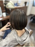 ボブにも映える！白髪ぼかしハイライト