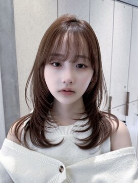 ロンド リリー 銀座(Lond Lily) 大人ガーリー/似合わせカット/ミディアムレイヤーカット/銀座