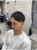 テーパーフェード×アップバングショート