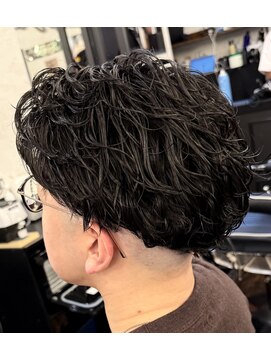 ブロートーキョーバーバーショップ 神田店(Bro Tokyo BARBERSHOP) カジュアルパーマ