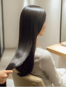 バイエイト(X８) ツヤ、髪質改善が叶う魔法のようなシンデレラトリートメント