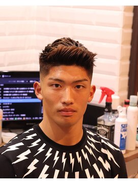 イーストサイドバーバーショップ(EAST SIDE BARBER SHOP) フェザーアップ