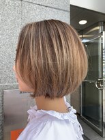 ウィクシー(wixy)&nbsp;立体感にオススメ！ショートハイライト