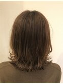 切りっぱなしロブ×20代カジュアル