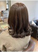 ミディアムスタイル×ベージュアッシュ