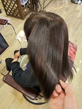 ブルーフィン シセロ(Blue Fin cicero) 3Dカラーメルティングブラウン髪質改善ナチュラルストレート