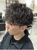 メンズマッシュパーマ波巻スパイラルパーマニュアンスパーマ眉毛