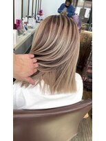 ユートピア(U topia) ミルクティーカラー/バレイヤージュ/ハイライト