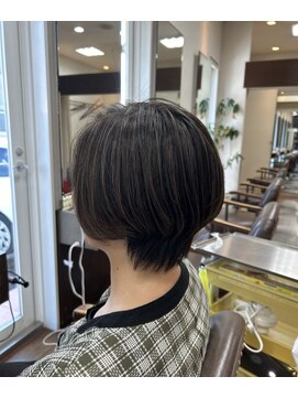 ヘアメイク シンズ レインボー(Hair Make SHIN'S RAINBOW) ハンサムショート