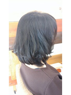 トリップ ヘアメイク 東山店(trip) 丸み重ためボブヘア