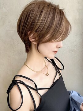 アフロート ルヴア(AFLOAT RUVUA) 似合わせ ショート ボブ 30代 40代 小顔 新宿 ひし形 前上がり