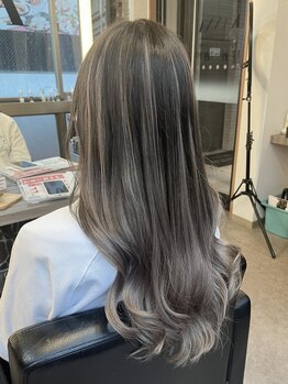 カンナ 大阪店(KANNA)の写真/髪質の良さ/取れにくさで高リピート率！豊富なカラー種類でひとりひとりの理想のデザインを叶えます♪