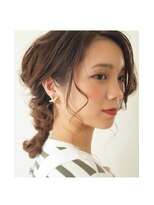 ワン 横浜(ONE005)&nbsp;ミディアムヘア編みおろしアレンジ【ONE戸塚】