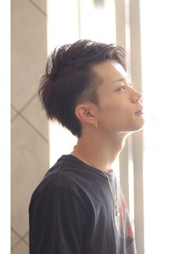 アンダースペル(UNDER SPELL) ツーブロックできる男風ショート