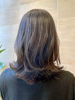 ビュートリアム265(BEAUTRIUM 265)&nbsp;ミディアムレイヤー/レイヤーカット/銀座/アッシュ/くびれヘア