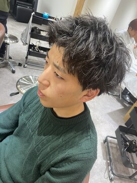 クオル 立川(QOL) スパイキーショート 無造作パーマ