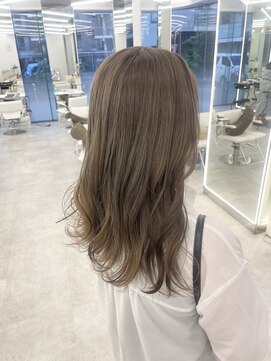 ブラウン(Brown) ミルクティーグレージュ