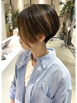 ステアケース 武蔵小杉店(stair:case) 大人ショート/ショートボブ/白髪ぼかしハイライト/武蔵小杉