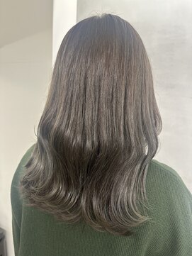 インビテーション(invitation) くすみ系カラー◎アッシュグレー