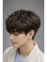 キラヴィ 三宮(KIRAVI)&nbsp;スパイラルパーマジェットモヒカンガイルヘアアップバング