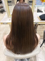 アッシュ 仙川店(Ash)&nbsp;大人の艶ロングぱっつんバングまとまり重視の上品ハニーブラウン