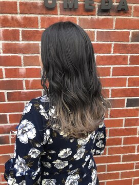 シェノン 西梅田(CHAINON) 似合わせカット/レイヤーロング/デザインカラー/くびれヘア