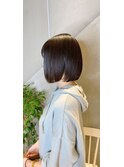 丸みのある前下がりボブ 透明感ココアブラウン 前髪エクステ