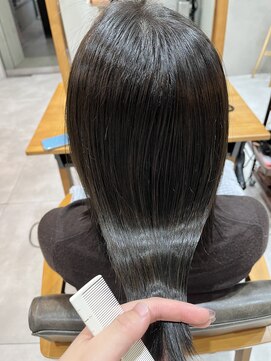 エル 横浜(eL) 【 eL 横浜 】イノアカラー オージュアトリートメント