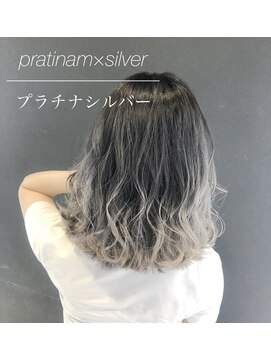 バトー(bAteAu) ブルー、グラデーション、エクステ、インナー、ハイライト