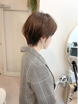 短くでも女性らしい！似合わせショートヘア！