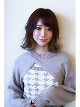 スピガ(SPIGA) グラデーション外はねボブ