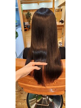 エルムトウキョウ(ELM Tokyo) 初めての縮毛矯正でまとまるツヤ髪☆