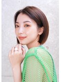 大人モードボブ　ヘルシーボブ　前髪なしボブスタイル