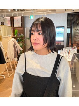 ヘアーエスクールシーユー 枚方T-SITE店(hair S.COEUR×Cu) 顔まわりレイヤー