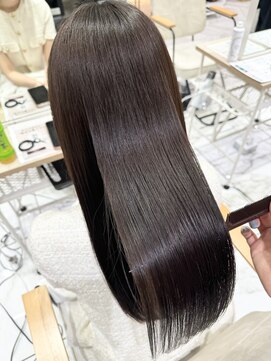 ゼスト フィーノ(ZEST fino) 【ナツミ】黒じゃない暗髪で艶ロング