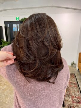 メリー オオサカ(Merly Osaka) 中明度ブラウン×上品レイヤー