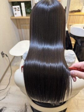 トゥーリ 二日市店(tuuli) 髪質改善縮毛矯正　地毛風ストレート