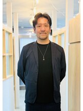 マカロ バイアクロス(MaCaro. by across) 保科 謙介