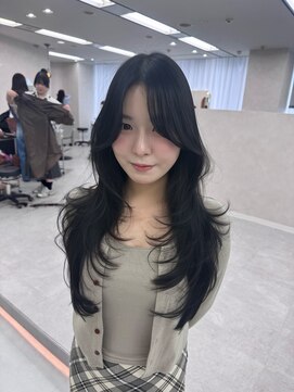 スウェル(SWELL) 韓国風ハイレイヤーカット
