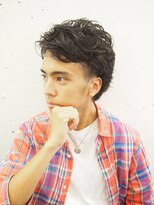 フラムリングス麻布(Framlings azabu)&nbsp;サイドツーブロック×強めメンズパーマ