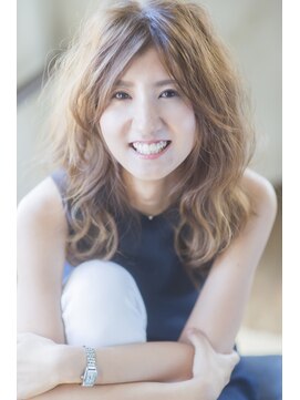 シークス(SYKTH.) 【SYKTH】　キレイ・華やか・カッコイイ！三拍子揃った大人憧れ