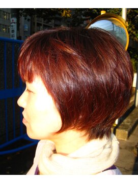 ヴォーグ トレス(VOGUE tres) ●