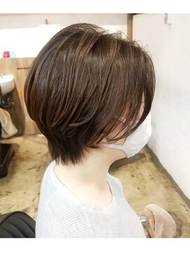 カウチ(Kauti) 柔らかパーマスタイル