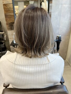 トルネード(TORNADO) 切りっぱなしレイヤーボブ n1.20