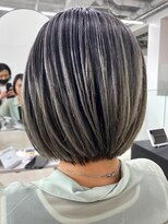 セル(CELL)&nbsp;バレイヤージュ×ボブ