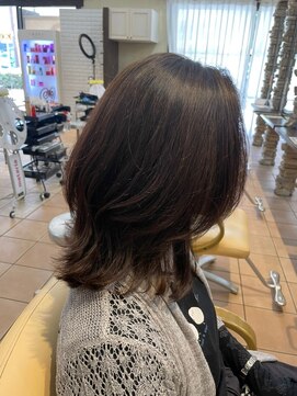 ティエル(Tiele) ツヤ髪レイヤースタイル