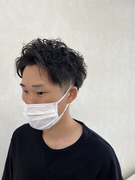 ヘアー ル シェーヌ ワンセカンド(hair le chene 1/2) アップバング×パーマ