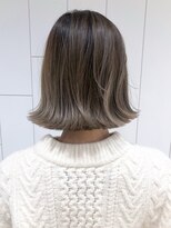 アイティー バイ アルバム 浦和店(IT by ALBUM) シアーグレージュ_外ハネボブセクションカラー_ba372101